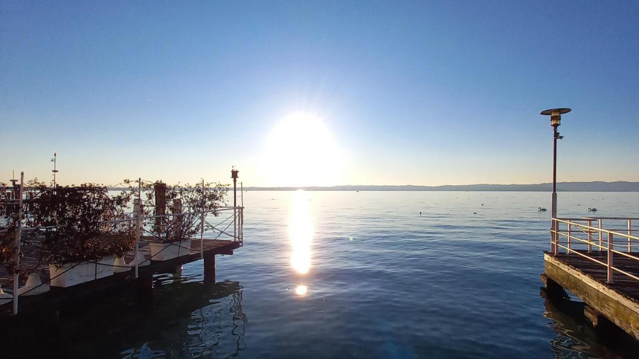 Il Nido Del Cigno Apartment Sirmione Bagian luar foto