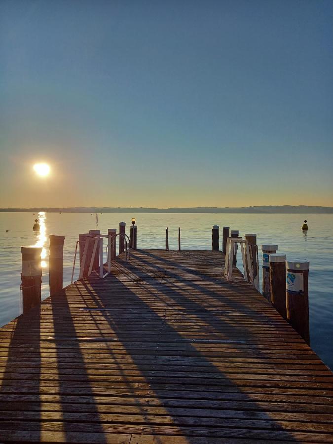 Il Nido Del Cigno Apartment Sirmione Bagian luar foto